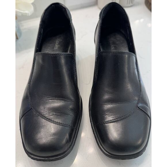Clarks Women's Slip-On Size 7 M US Black - Picture 1 of 7
